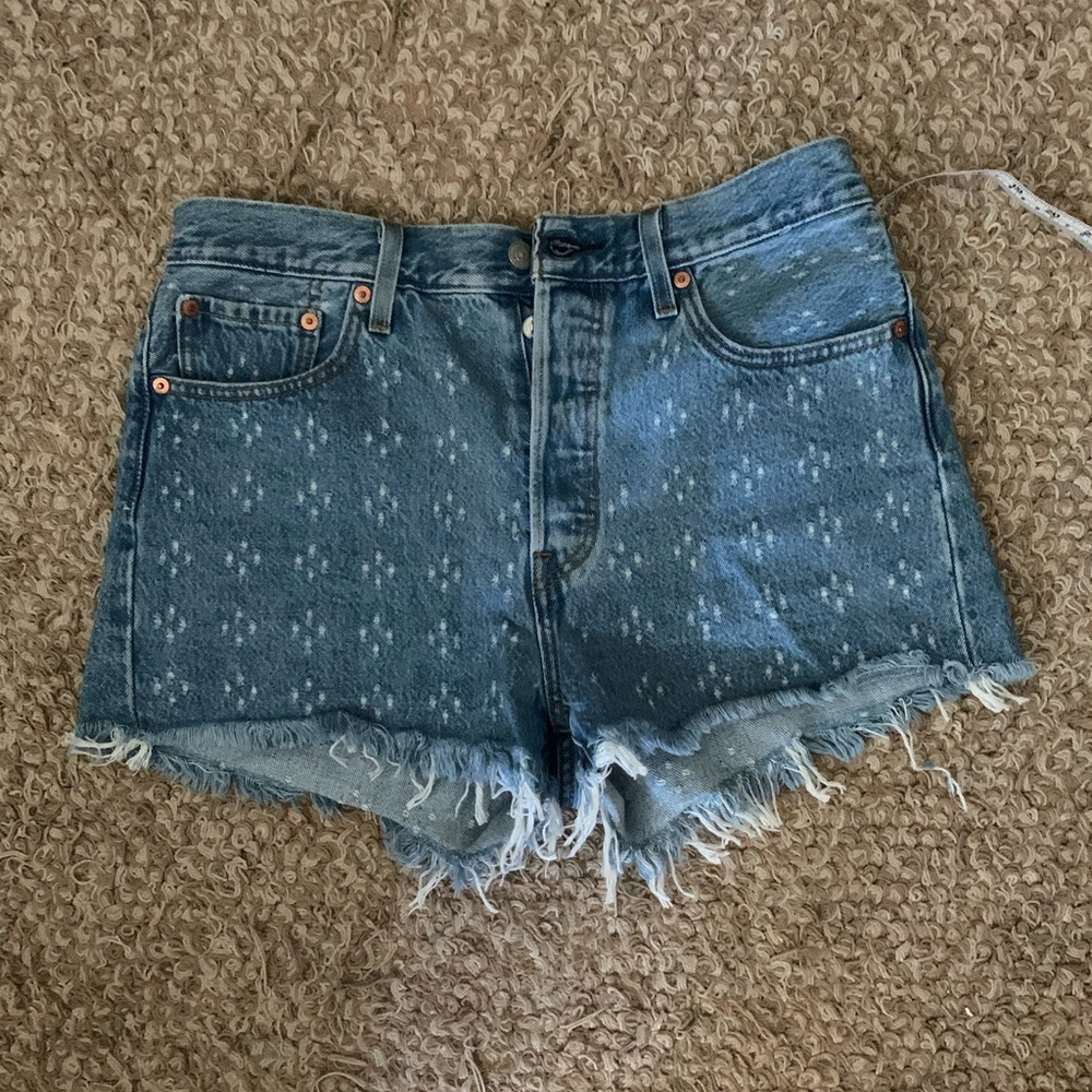 LEVI’S Polka Dot Denim Shorts